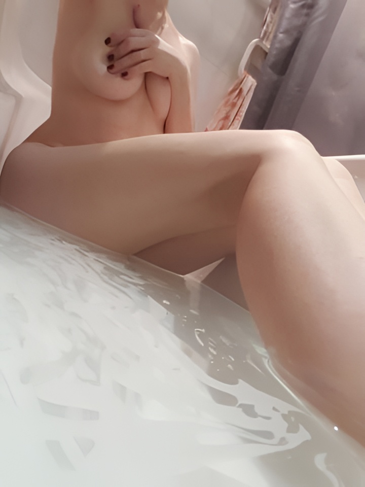 Индивидуалка Ева, доступна для личного знакомства от 2000 руб