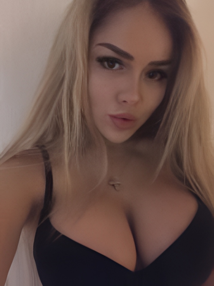 Галина привлекальеная девушка из Сатка цена от 3000 руб