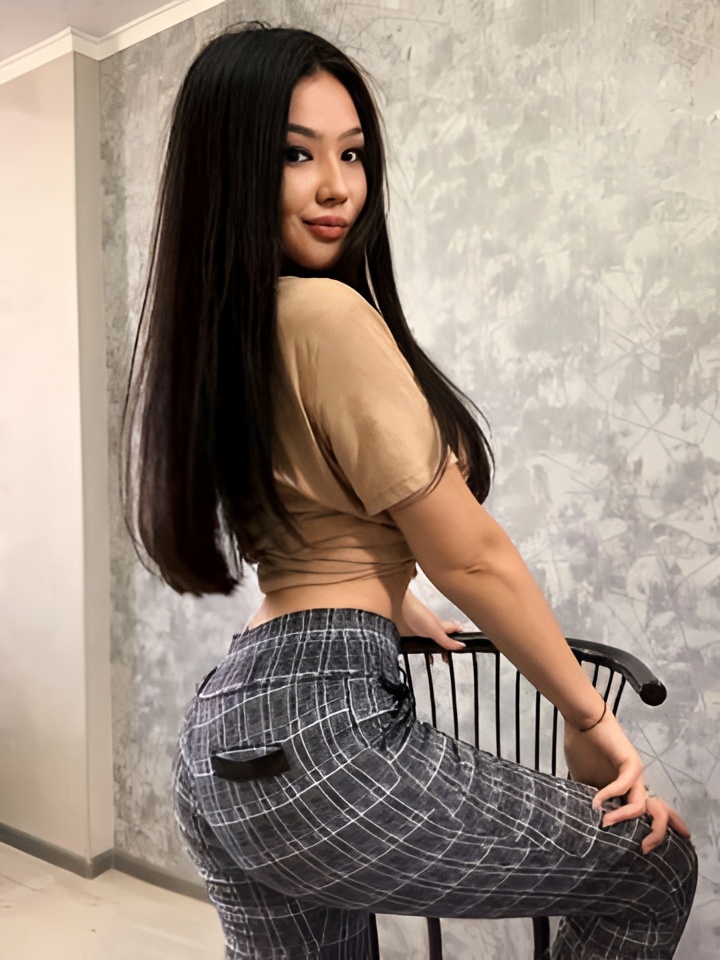 Мария привлекальеная девушка из Сатка цена от 2000 руб