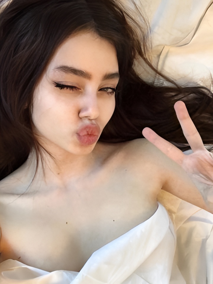 Ядвига привлекательная девушка из Сатка цена от 3000 руб