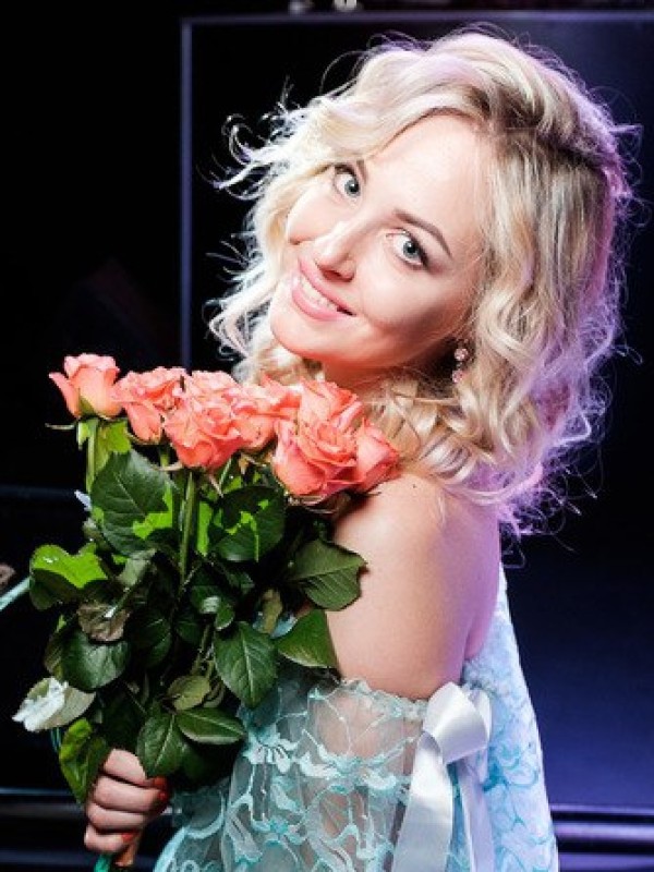 Лена привлекательная девушка из Сатка цена от 3500 руб