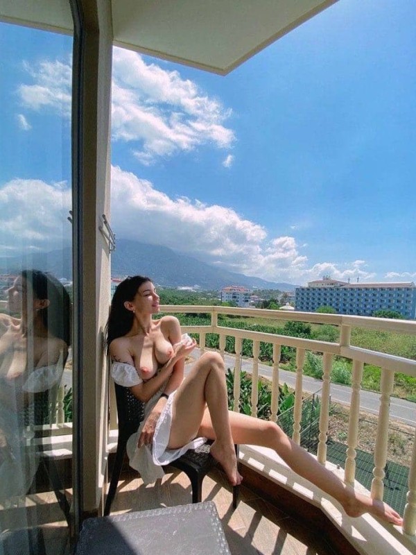 Зара привлекательная девушка из Сатка цена от 3000 руб